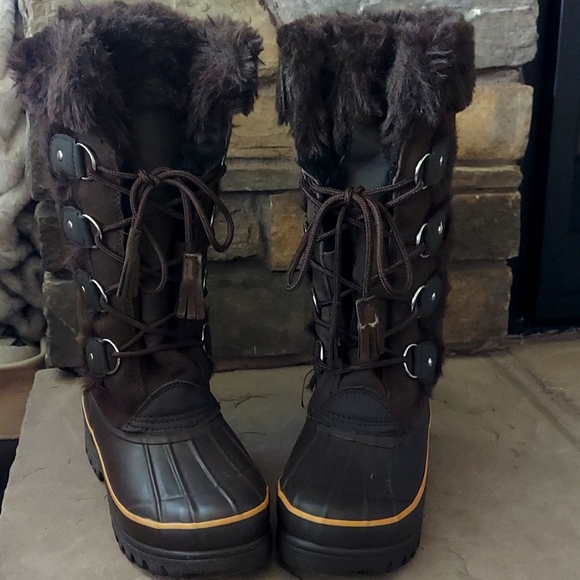 Khombu Shoes - Khombu Snow Boots ❄️